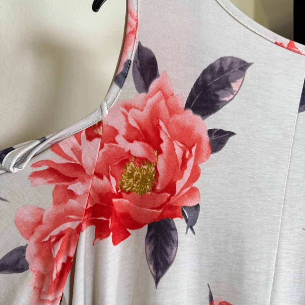 Plus Size 1X Floral Cold Shoulder Soft Stretchy Y2K Romantic Feminine Boho Tunic - Picture 9 of 9